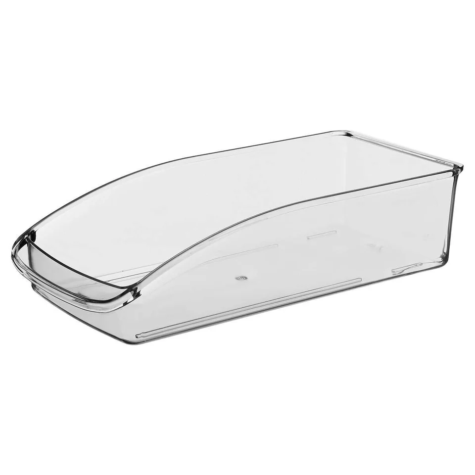 Organizator Nelia Clear
